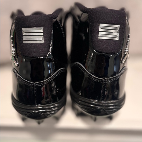 Jordan 11 “Patent Black” Mid TD Football Cleats - Picture 12 of 13